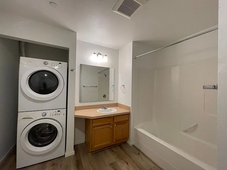 1211 Jersey St — Photo 96