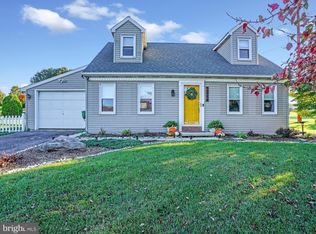 1236 Schwanger Rd, Mount Joy, PA 17552