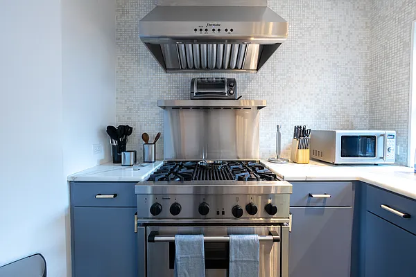 Rented by Finest Furnished LLC | media 79