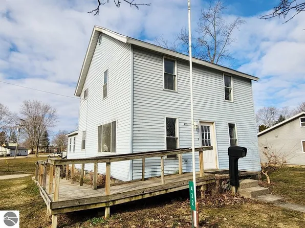 432 S Mill St, Saint Louis, MI 48880