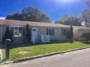1037 Beach Ave, Beachwood, NJ
