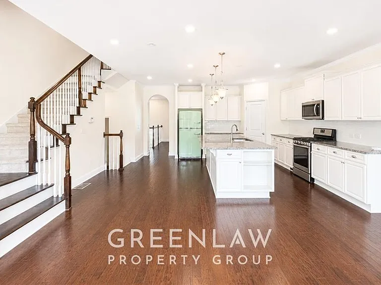 7403 Lowery Oak Dr — Photo 13