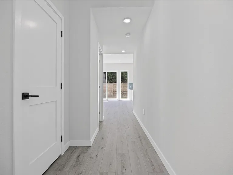 2000 Riverside Farms Rd #5102 — Photo 3