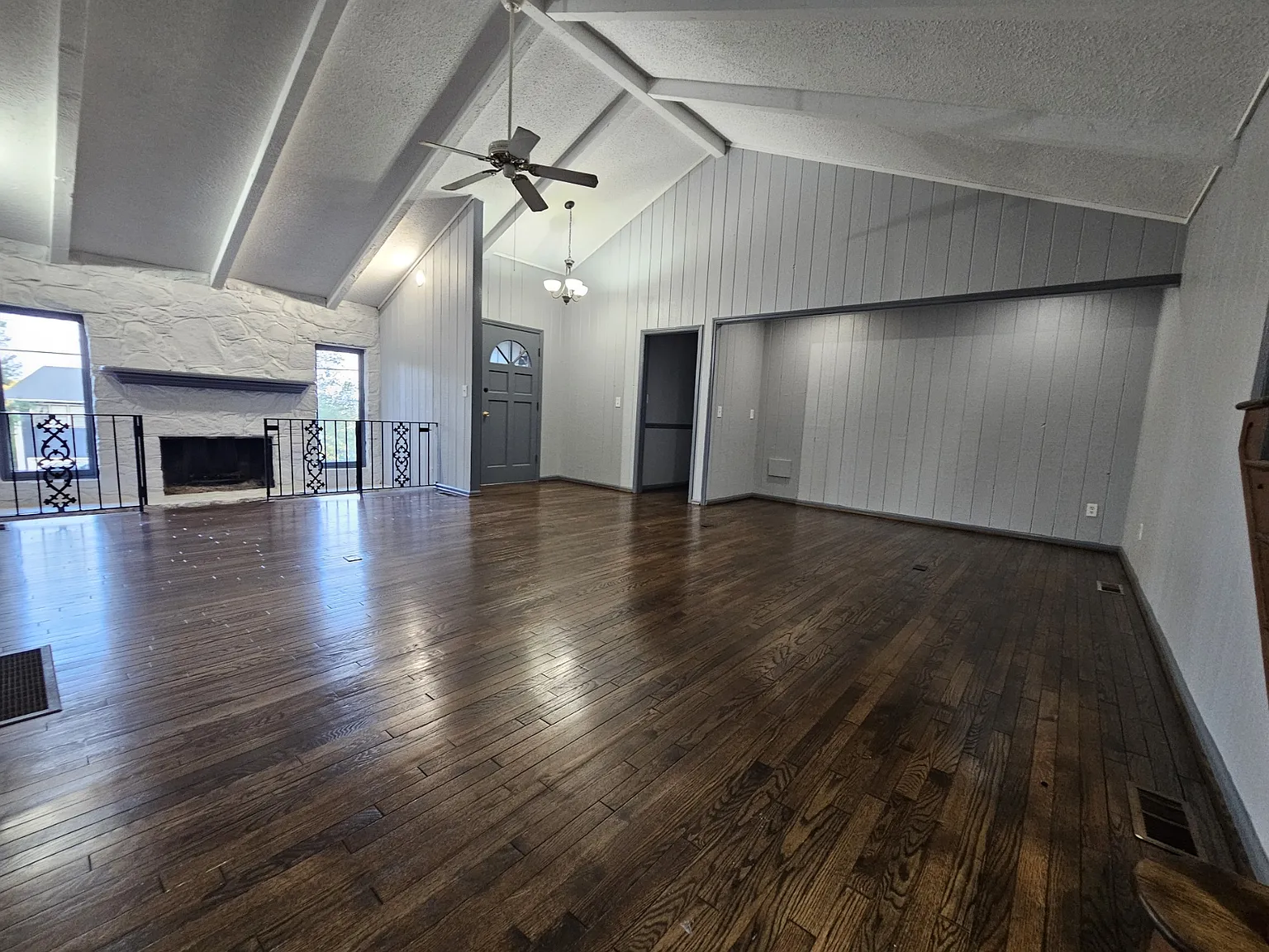 5 bed, 2987 sqft, $3,000 — Photo 3
