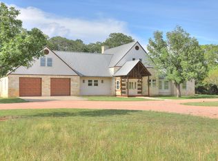 810 Clear Creek Ln, Fredericksburg, TX 78624