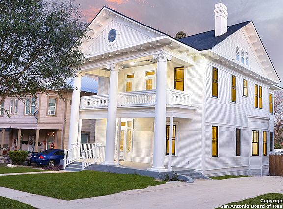 2nd image of 531 W Magnolia Ave