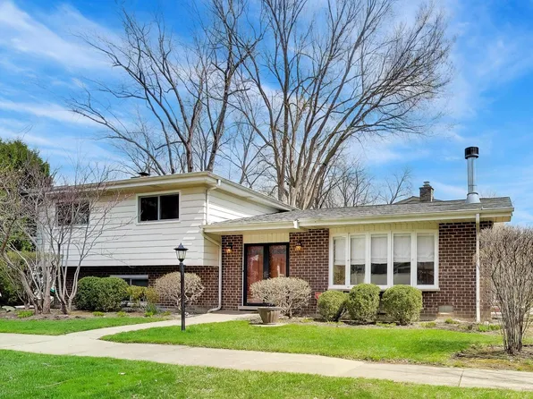 1659 Friar Tuck Ave, Highland Park, IL 60035