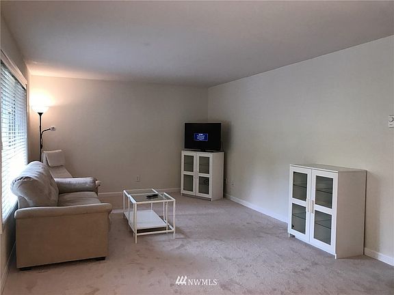 5th image of 511 SE 141st Avenue SE #39