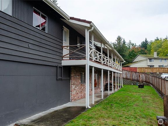 4th image of 710 ROE Street