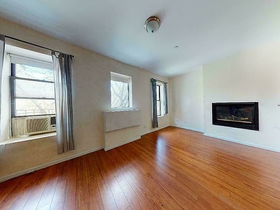 4th image of 342 W 47th St APT 3F