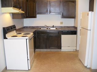 1720 E Longview Dr APT 4, Appleton, WI 54911