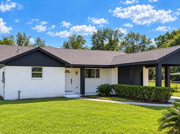 1305 Hale St, Beaumont, TX 77703