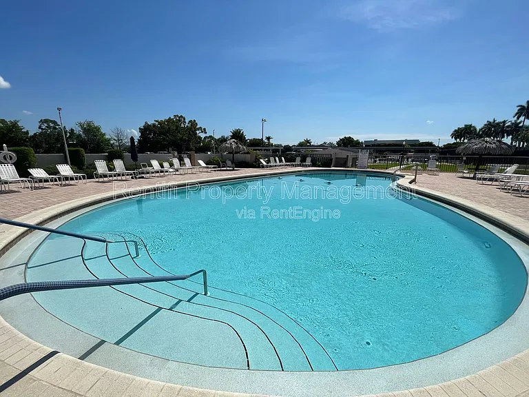 1727 Bent Tree Cir — Photo 21