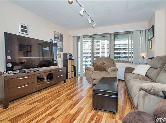 4th image of 18-15 215th St #8K
