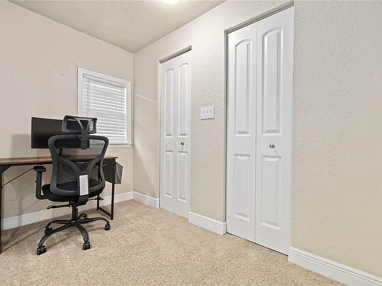 3808 N Tampa St — Photo 22