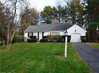 62 Meadow Ln, West Hartford, CT 06107