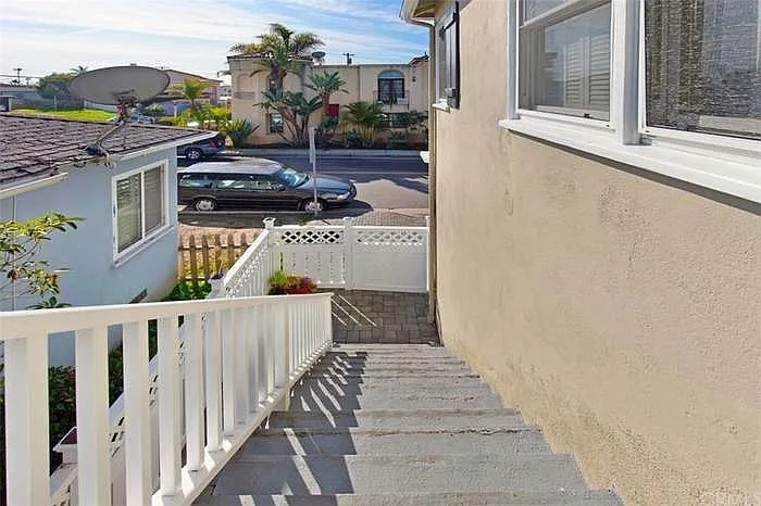 308 Encino Ln #A — Photo 14