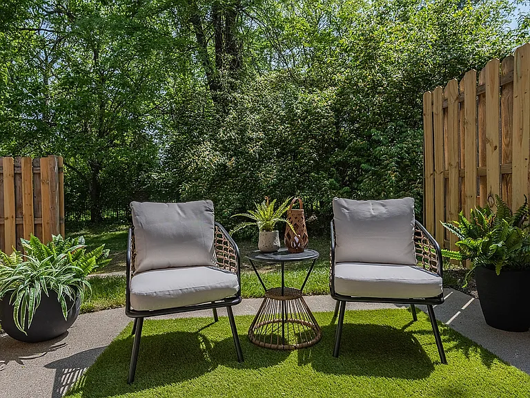 Ivy Hills Living Spaces — Photo 160