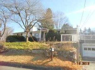 9 Hayestown Rd, Danbury, CT 06811
