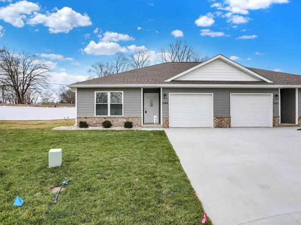 1462 Coen Ct, Columbus, IN 47201