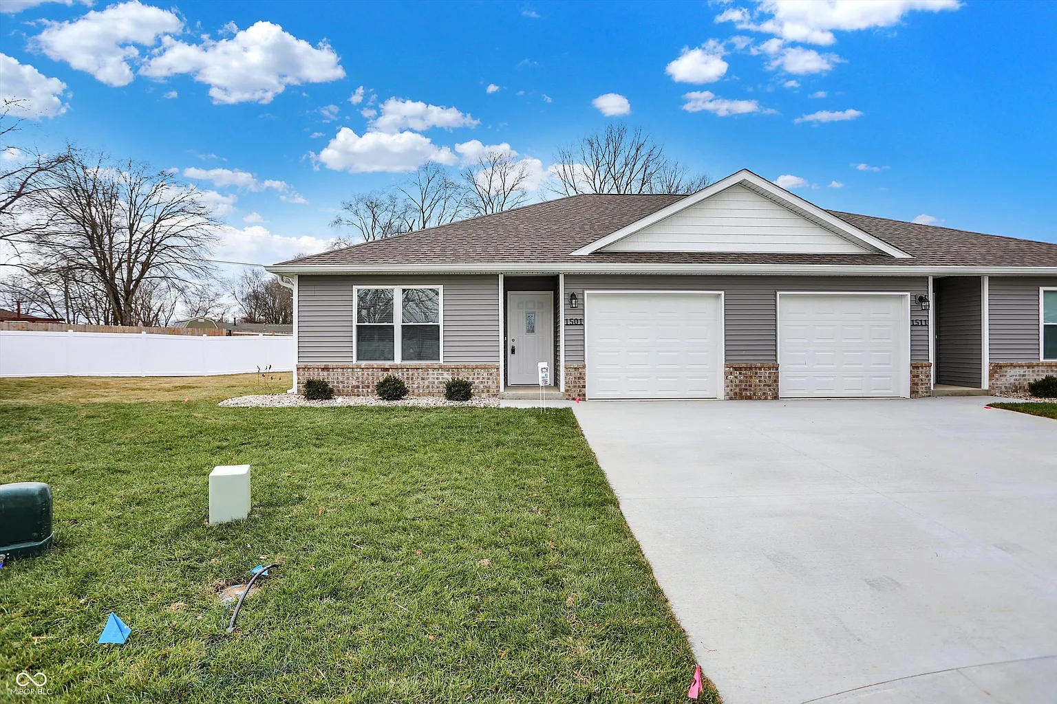 1462 Coen Ct photo 1