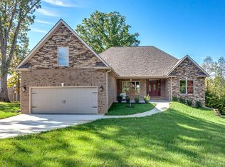335 Zane Ln, Lenoir City, TN 37772