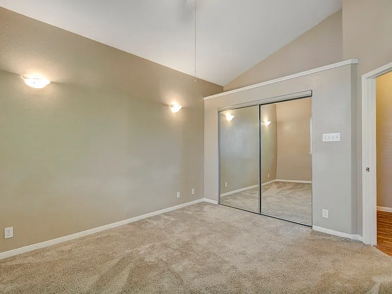 2405 Leon St #101-203 — Photo 36