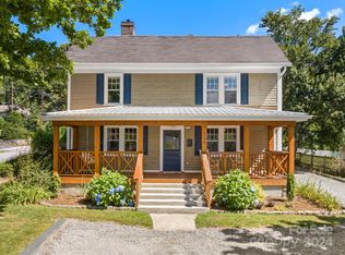 735 5th Ave W, Hendersonville, NC 28739