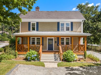735 5th Ave W, Hendersonville, NC, 28739