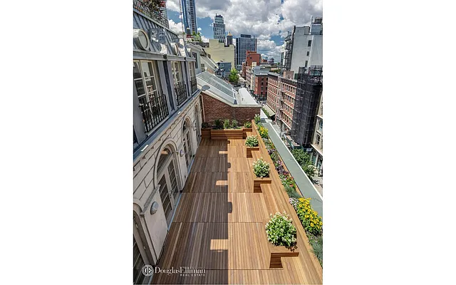 Sold by Douglas Elliman | media 27