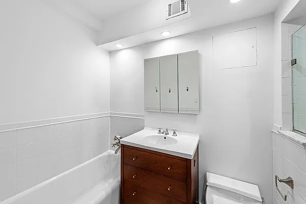 Rented by Douglas Elliman | media 13