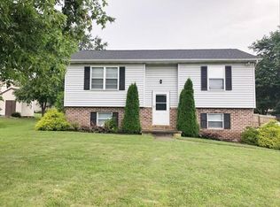 3445 Fox Ridge Ct, Dover, PA 17315