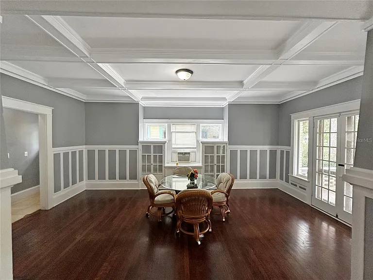 805 S Park Ave — Photo 6