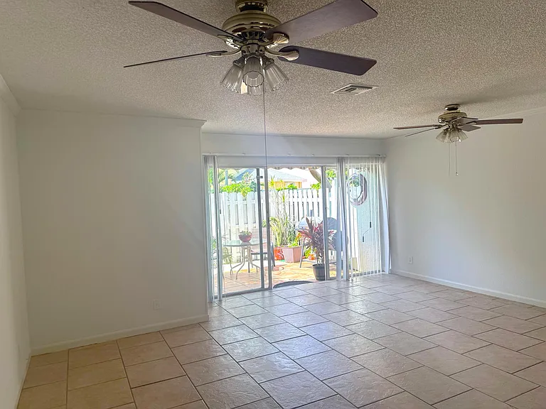 795 Crystal Lake Dr #795 — Photo 5