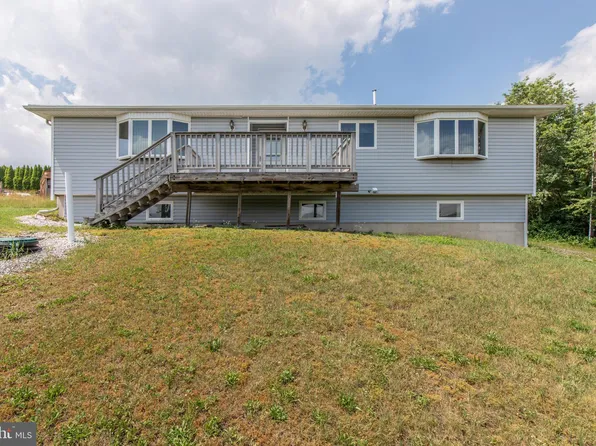 379 Golf Rd, Tamaqua, PA 18252