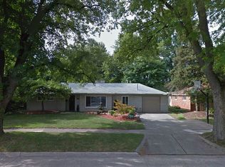 33441 Alta Loma Dr, Farmington, MI