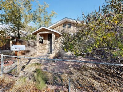 904 Arno St SE, Albuquerque, NM, 87102