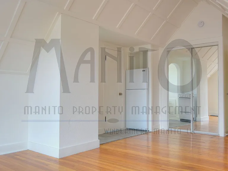 1730 W Riverside Ave — Photo 4