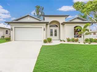 27120 Williams Rd, Bonita Springs, FL 34135