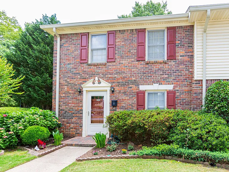 2446 Lehaven Dr — Photo 39