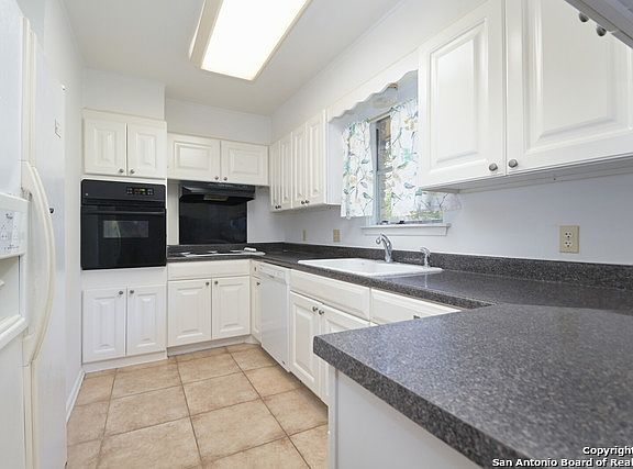 3rd image of 6831 N FOREST CREST ST