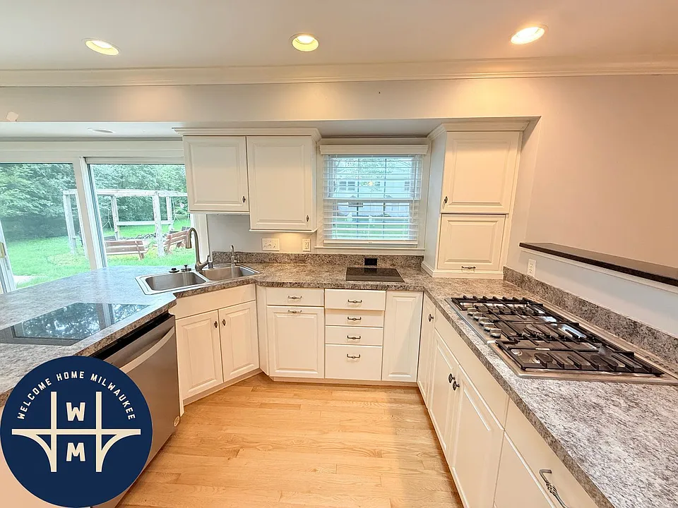12475 Elmhurst Pkwy