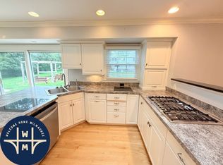 12475 Elmhurst Pkwy, Elm Grove, WI 53122