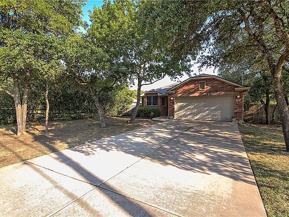 3rd image of 835 Lone Star Dr