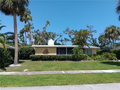 735 Dahlia Ln, Vero Beach, FL, 32963