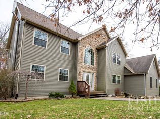 210 Dudek Rd, Williamsport, PA 17701