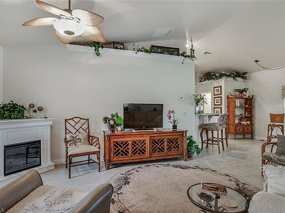 5th image of 4316 NW 28th St