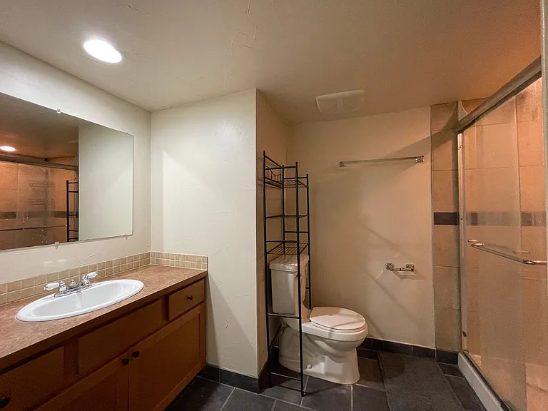 1201 E Baldwin Ave — Photo 14