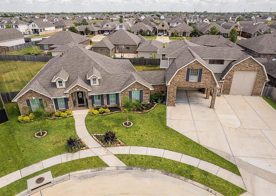 1st image of 2028 Montezuma Ln