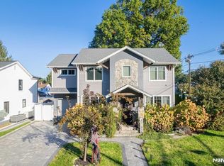 201 Lincoln Ave, Elmwood Park, NJ 07407